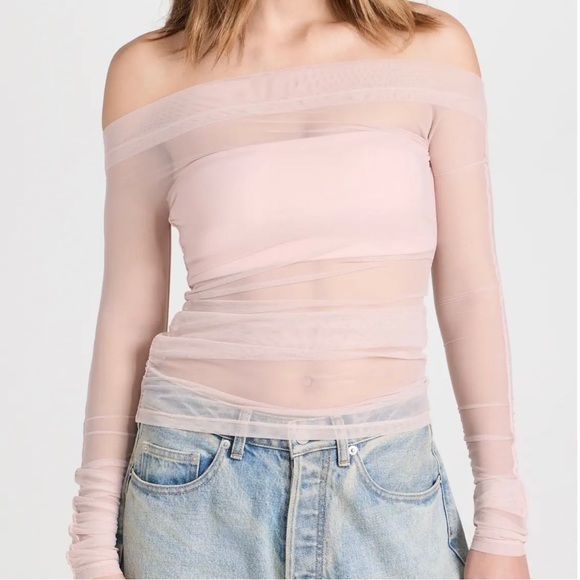 Brand New- Pixie Market Lydia Off The Shoulder Top in Dusty Pale Pink πβ¨ - Picture 11 of 12